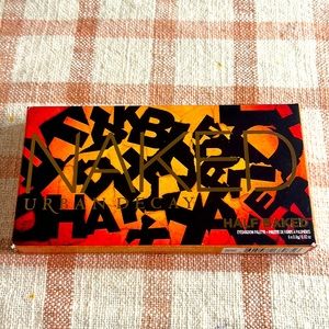 NEW Urban Decay NAKED Half Baked Eyeshadow Palette